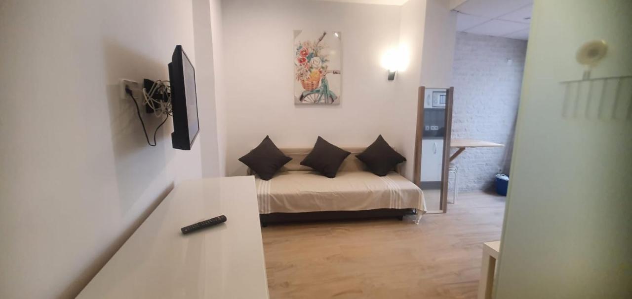 Mini Estudio Sevilla Centro ภายนอก รูปภาพ